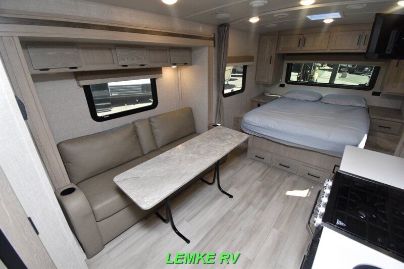 2022 Forest River Flagstaff Micro Lite 21FBRS   - Photo 10 - Rocklin, CA 95677