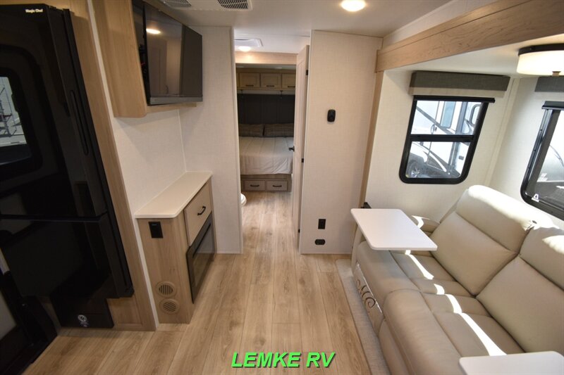 2025 Forest River Rockwood Mini Lite 2506FK   - Photo 2 - Rocklin, CA 95677