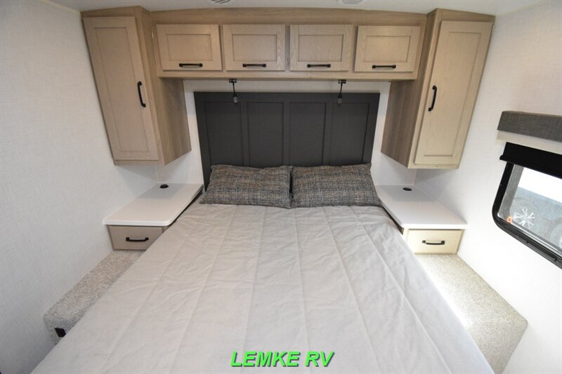 2025 Forest River Rockwood Mini Lite 2506FK   - Photo 18 - Rocklin, CA 95677