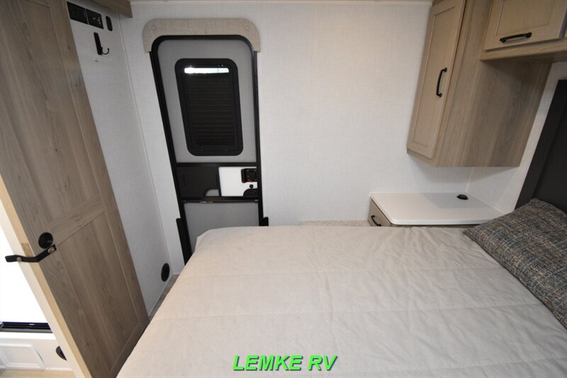 2025 Forest River Rockwood Mini Lite 2506FK   - Photo 19 - Rocklin, CA 95677