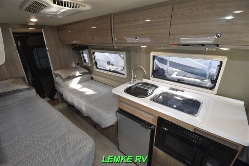 2021 Winnebago Travato 59KL   - Photo 10 - Rocklin, CA 95677