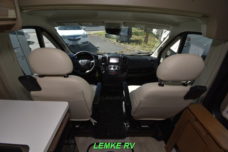 2021 Winnebago Travato 59KL   - Photo 24 - Rocklin, CA 95677