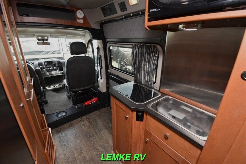 2019 Roadtrek Zion SRT   - Photo 12 - Rocklin, CA 95677