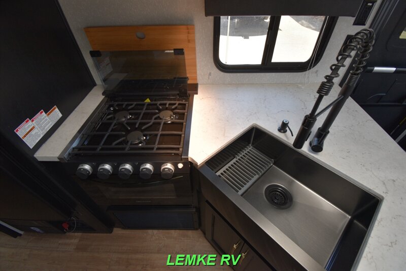 2022 Forest River Cherokee Grey Wolf 23MK   - Photo 22 - Rocklin, CA 95677