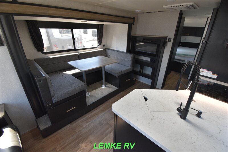 2022 Forest River Cherokee Grey Wolf 23MK   - Photo 10 - Rocklin, CA 95677