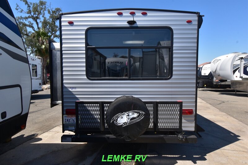 2022 Forest River Cherokee Grey Wolf 23MK   - Photo 8 - Rocklin, CA 95677