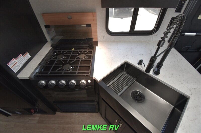 2022 Forest River Cherokee Grey Wolf 23MK   - Photo 21 - Rocklin, CA 95677