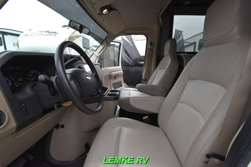 2019 Gulf Stream BT Cruiser 5210   - Photo 8 - Rocklin, CA 95677