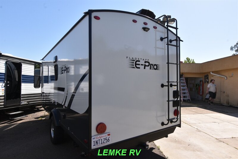 2024 Forest River Flagstaff E-Pro E19FD   - Photo 6 - Rocklin, CA 95677