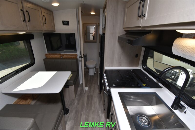 2024 Forest River Flagstaff E-Pro E19FD   - Photo 2 - Rocklin, CA 95677