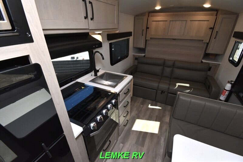 2024 Forest River Flagstaff E-Pro E19FD   - Photo 12 - Rocklin, CA 95677