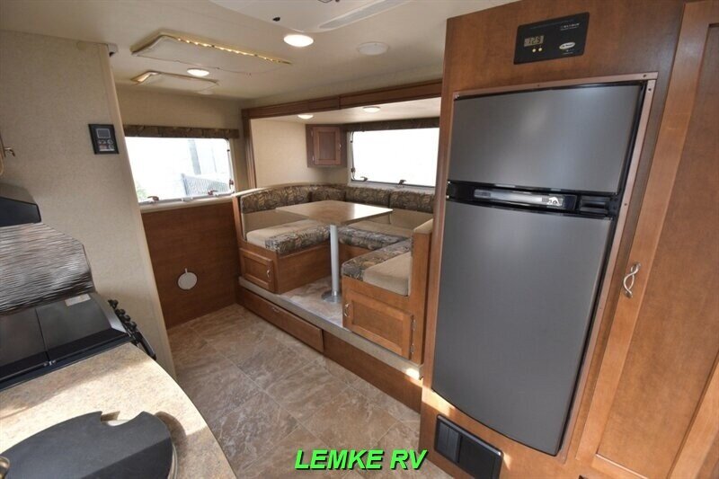 2014 Lance 1575   - Photo 9 - Rocklin, CA 95677
