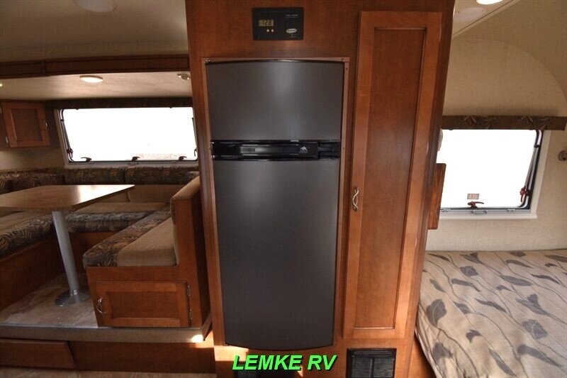 2014 Lance 1575   - Photo 13 - Rocklin, CA 95677