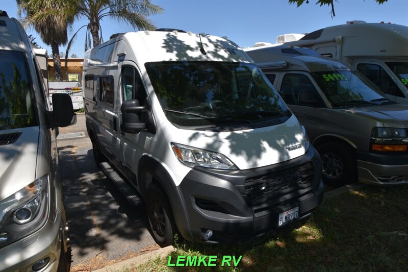 2024 Winnebago Solis Pocket 36A   - Photo 1 - Rocklin, CA 95677