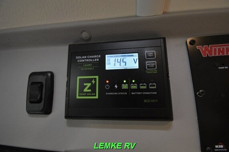 2024 Winnebago Solis Pocket 36A   - Photo 20 - Rocklin, CA 95677