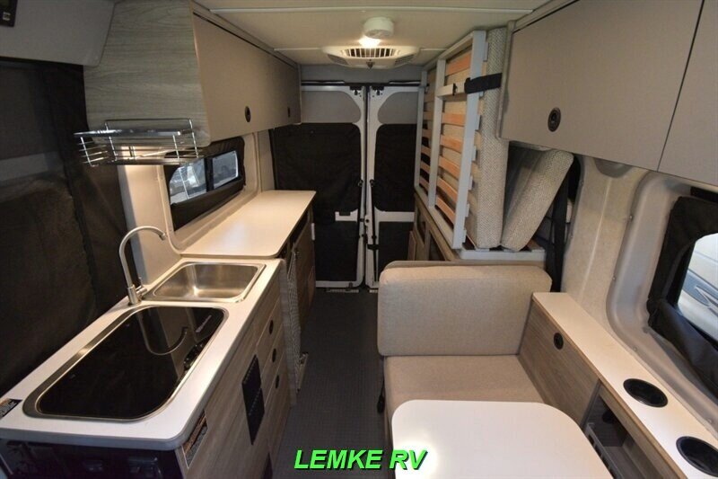2024 Winnebago Solis Pocket 36A   - Photo 2 - Rocklin, CA 95677