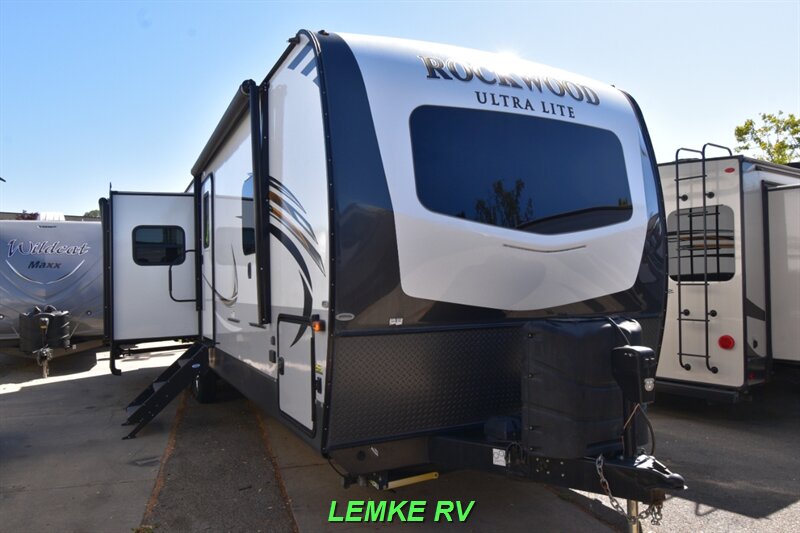 2019 Forest River Rockwood Ultra Lite 2906RS   - Photo 1 - Rocklin, CA 95677