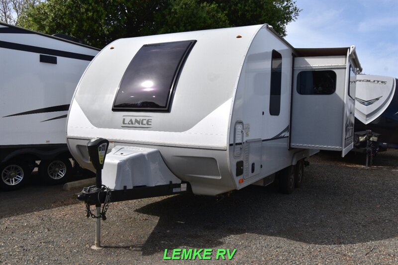 2021 Lance 1995   - Photo 7 - Rocklin, CA 95677