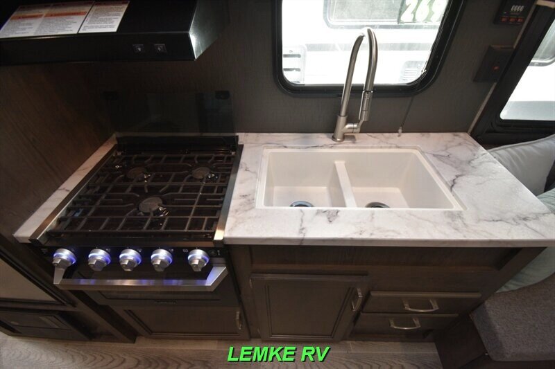 2021 Jayco Jay Flight SLX 264BHW   - Photo 23 - Rocklin, CA 95677