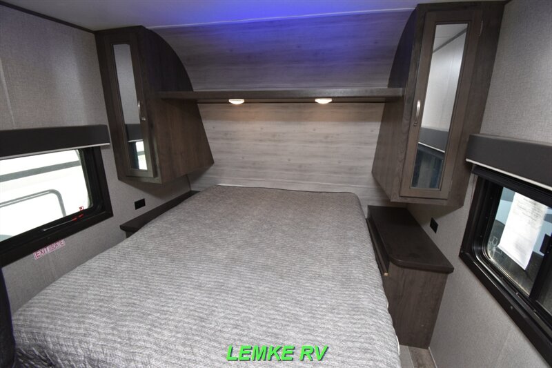 2021 Jayco Jay Flight SLX 8 264BHW   - Photo 18 - Rocklin, CA 95677