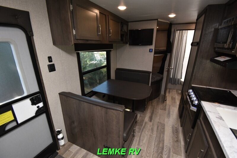 2021 Jayco Jay Flight SLX 264BHW   - Photo 21 - Rocklin, CA 95677