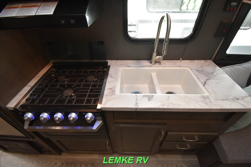 2021 Jayco Jay Flight SLX 8 264BHW   - Photo 25 - Rocklin, CA 95677