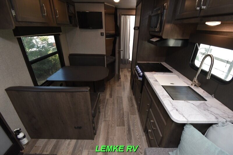 2021 Jayco Jay Flight SLX 264BHW   - Photo 5 - Rocklin, CA 95677