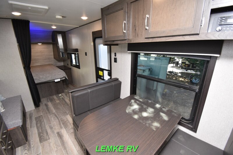 2021 Jayco Jay Flight SLX 8 264BHW   - Photo 15 - Rocklin, CA 95677