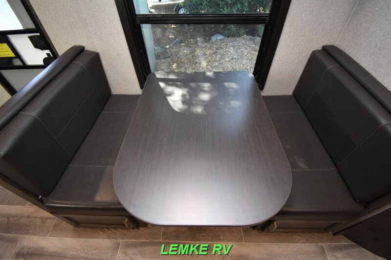 2021 Jayco Jay Flight SLX 8 264BHW   - Photo 14 - Rocklin, CA 95677