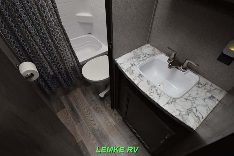 2021 Jayco Jay Flight SLX 8 264BHW   - Photo 16 - Rocklin, CA 95677