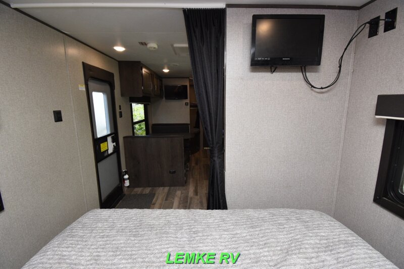 2021 Jayco Jay Flight SLX 8 264BHW   - Photo 20 - Rocklin, CA 95677