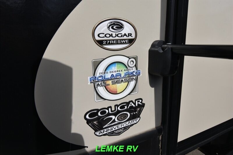 2019 Keystone Cougar Half-Ton 27RESWE   - Photo 9 - Rocklin, CA 95677
