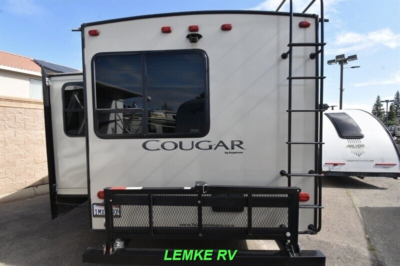 2019 Keystone Cougar Half-Ton 27RESWE   - Photo 7 - Rocklin, CA 95677