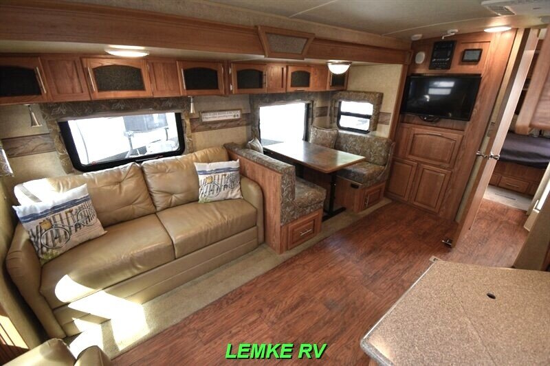 2016 Forest River Rockwood Ultra Lite 2604WS   - Photo 12 - Rocklin, CA 95677