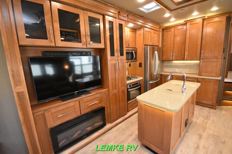 2018 Vanleigh Vilano 325RL   - Photo 13 - Rocklin, CA 95677