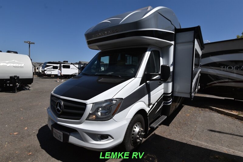 2017 Winnebago View 24J   - Photo 6 - Rocklin, CA 95677