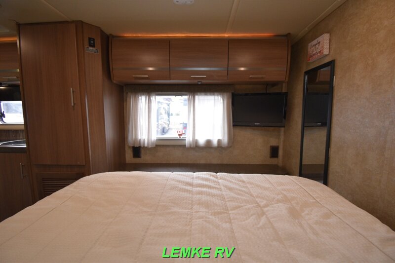 2014 Winnebago Via 25Q   - Photo 19 - Rocklin, CA 95677