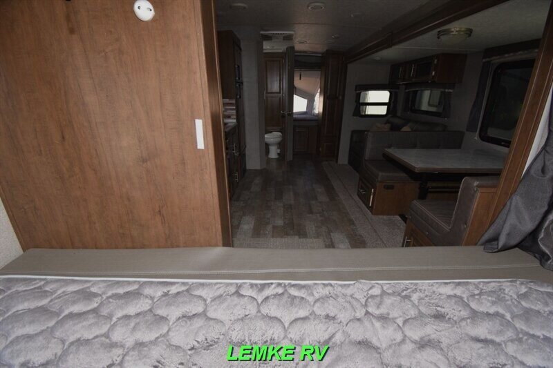 2020 Forest River Rockwood Roo 21SS   - Photo 19 - Rocklin, CA 95677