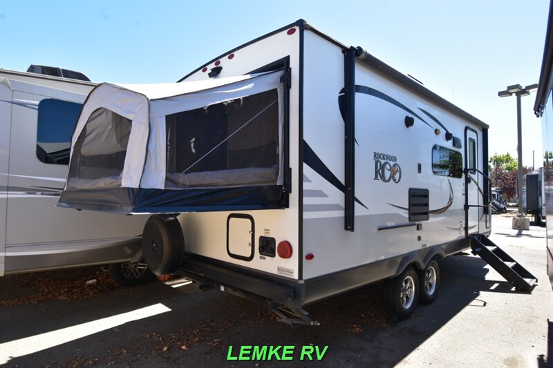 2020 Forest River Rockwood Roo 21SS   - Photo 10 - Rocklin, CA 95677