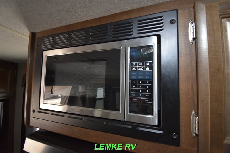 2020 Forest River Rockwood Roo 21SS   - Photo 25 - Rocklin, CA 95677