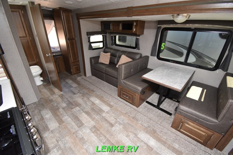 2020 Forest River Rockwood Roo 21SS   - Photo 12 - Rocklin, CA 95677