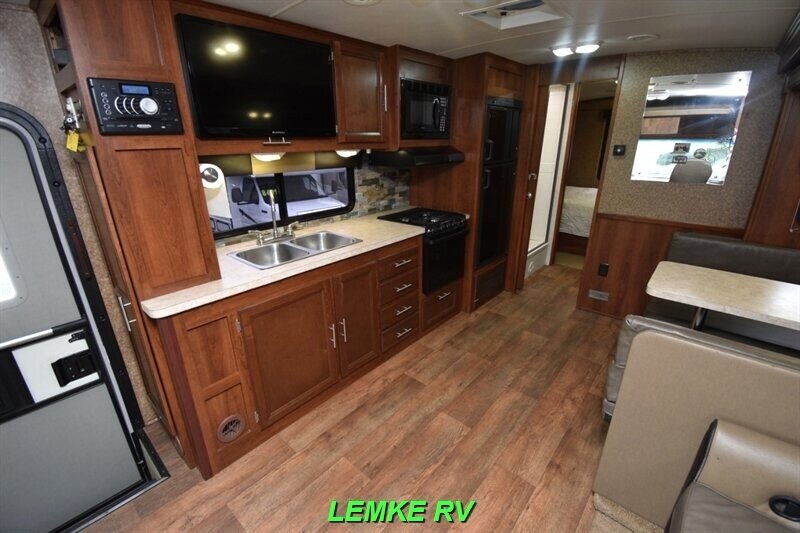 2014 Forest River FR3 30DS   - Photo 12 - Rocklin, CA 95677