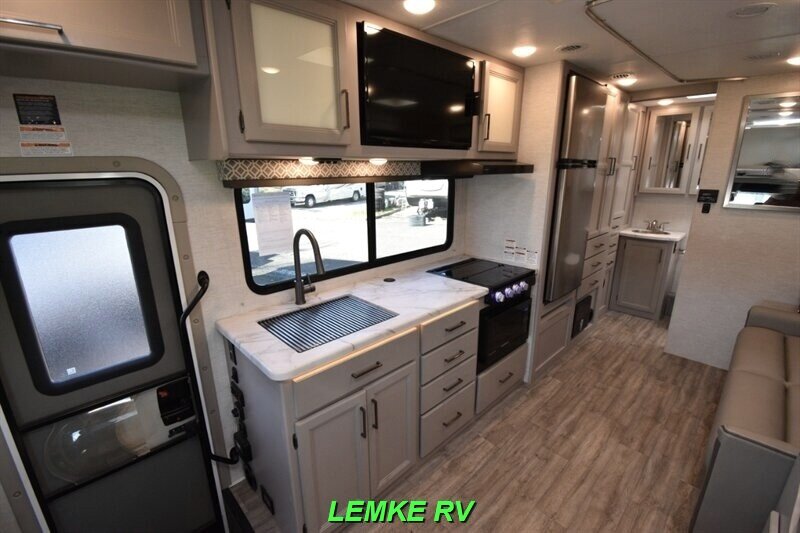 2024 Thor Coleman 24CL   - Photo 12 - Rocklin, CA 95677