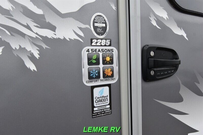 2021 Lance 2285   - Photo 9 - Rocklin, CA 95677