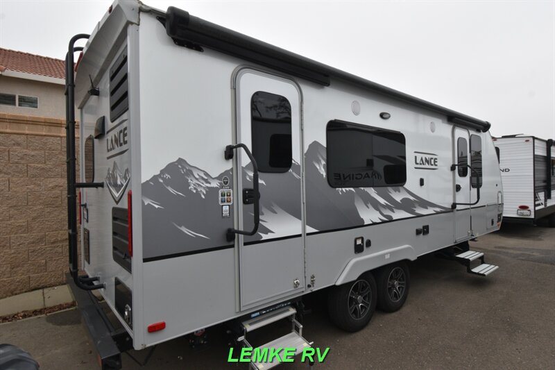 2021 Lance 2285   - Photo 8 - Rocklin, CA 95677