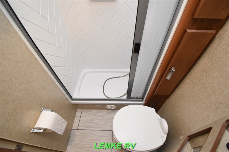 2021 Lance 2285   - Photo 19 - Rocklin, CA 95677