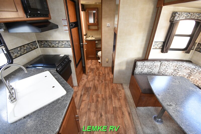 2014 Keystone Passport Grand Touring 2300BH   - Photo 2 - Rocklin, CA 95677