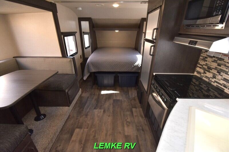 2018 Forest River Salem Cruise Lite 210RBXL   - Photo 2 - Rocklin, CA 95677