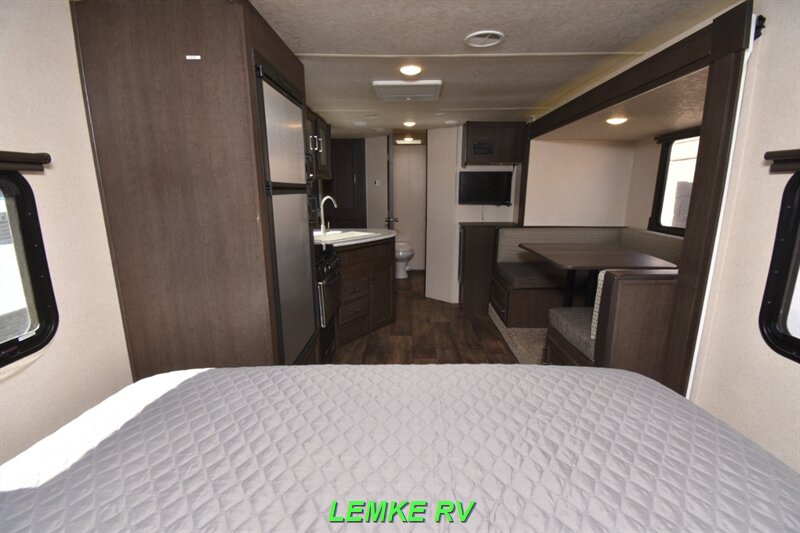 2018 Forest River Salem Cruise Lite 210RBXL   - Photo 19 - Rocklin, CA 95677