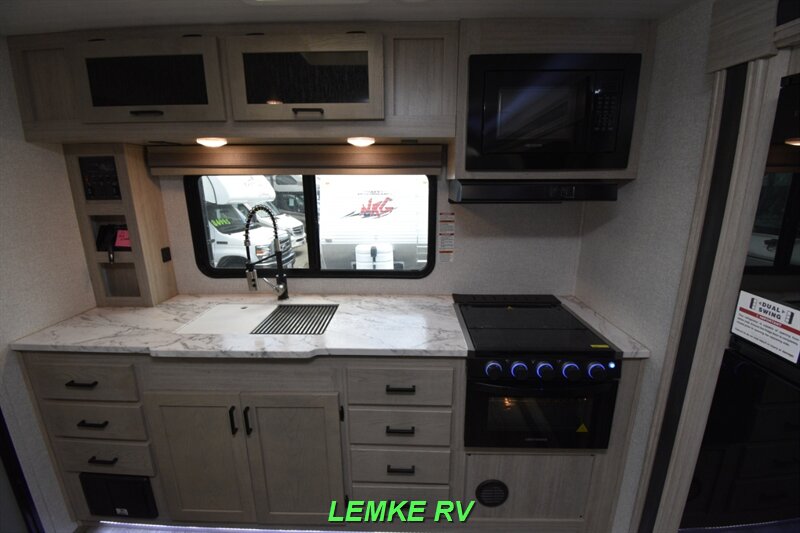 2023 East To West Alta 2350 KRK   - Photo 14 - Rocklin, CA 95677